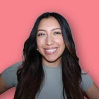 Erin Casner's Instagram, Twitter & Facebook