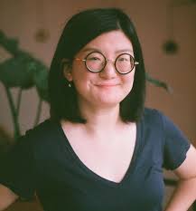 Lily Siegel's Instagram, Twitter & Facebook