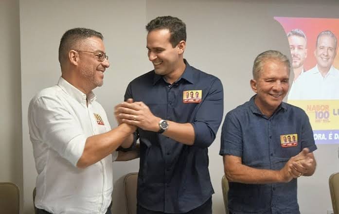 Pedro Coutinho oficializa retirada de candidatura e confirma apoio a Lucas, João e Nabor