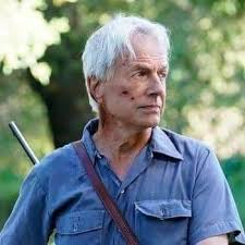 It's so sad that I lost my woman and I already got the ring and made an  arrangement for us to be together…. I didn't leave you I lost my chat line