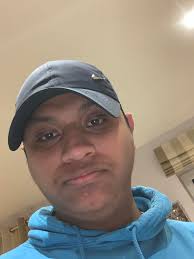 I need a way I am 25 years old I don't speak English well