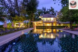 Located along the northern coast of penang island and about 11 km (6.8 mi) northwest of the city centre. Lone Pine Hotel Luxury Boutique Hotel Di Batu Ferringhi Pulau Pinang Tempat Menarik