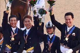 Chung yoora born chung yooyeon 30 october 1996 is a south korean equestrian she competed in the 2014 asian games where her team won a gold medal chung. The Spoiled Brat Chung Yoo Ra The Straits Times