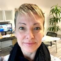 Lisa Reitz's Instagram, Twitter & Facebook