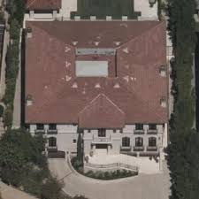 The comedienne and former guest kathy griffin buys $10.5 million mansion in los angeles. Kathy Griffin S House Former In Los Angeles Ca 2 Virtual Globetrotting