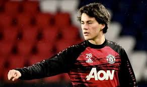 If you believe that you have lost an item in or around the old trafford stadium please contact lost property via email: Man Utd Fans Go Wild For Facundo Pellistri After New Signing Makes Impressive Debut Football Sport Express Co Uk