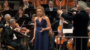 Magdalena kožená et jonas kaufmann, lors d'une représentation de carmen en 2012 au festival de ↑ lynne walker, « magdalena kožená: Goodbye Sir Simon Berliner Philharmoniker