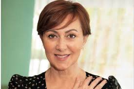 Portugal actress born in 1964 (1). Maria Joao Abreu Com Hemorragia Quase Controlada