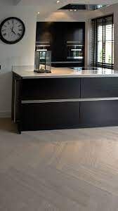 morefloors vloeren breda reuze visgraat 4 9 x 160 x 164 mm licht gerookt wit gerookt keuken ontwerp keuken ontwerpen thuis keukens