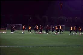 بث مباشر لقناة الاهلى قناة تهتم بشئون النادى الاهلى المصرى تنقل مباريات البطولات المصرية و البطولات التى تشارك فيها الفرق المصرية. Ø§ÙØ£ÙÙÙ ÙÙ Ø§ÙÙÙÙØ¯ÙØ§Ù Ø§ÙÙØ±ÙÙ ÙØ®ØªØªÙ Ø§Ø³ØªØ¹Ø¯Ø§Ø¯Ø§ØªÙ ÙÙÙØ§Ø¬ÙØ© Ø¨Ø§ÙØ±Ù Ø§ÙØ¥Ø®Ø¨Ø§Ø±ÙØ©