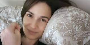 Vo veku 84 rokov zomrela v pondelok česká herečka nina divíšková. Klara Dolezalova Cnn Prima News