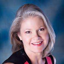 425 Dolphin Place Call me or your Realtor to arrange to see this lovely 3  bedroom, 3 bath, Lamar Park home. Priced at $359,900, it offers a chef's  kitchen, fabulous open indoor