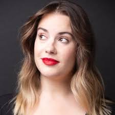 Hot Cousin (@hotcousincomedy)