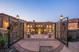 This house is a masterpiece of architecture. Why Steph Curry Lost Oodles Of Cash Selling His Home