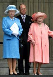 Após a coroação, a família real. De Olho Na Realeza Elizabeth Bowes Lyon A Rainha Mae The Queen Mother