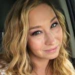 Carly Marlow's Instagram, Twitter & Facebook