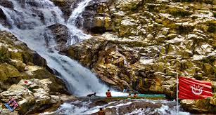 Çamaşırhane kategorisinde yer alan air terjun adres bilgileri: Air Terjun Lata Beringin Di Kelantan Lokasi Mandi Manda Yang Nyaman Untuk Pelawat Tempat Menarik