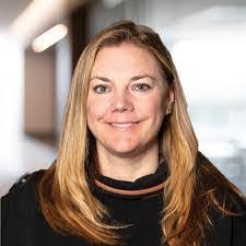 Roxanne Reagan's Instagram, Twitter & Facebook