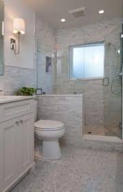 Beautiful Master Bathroom Remodel Ideas 42 Bathroomremodelidea Diseno De Banos Cuartos De Banos Pequenos Diseno Banos Pequenos