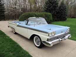 The car is powered by. 1959 Ford Fairlane 500 Galaxie Sunliner Ford Fairlane Ford Fairlane 500 Fairlane