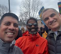 Hands off our rights 🚫! Proud to be in solidarity with the thousands of  Rochester neighbors standing up peacefully to the Trump Administration.  Great job, @indivisiblerochester!