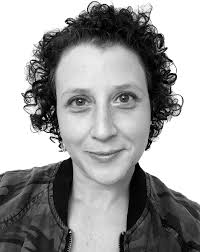 Corinne Goldman's Instagram, Twitter & Facebook