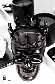 Gunmetal Alexandre Skull In Scenteurs Et Passion In 2020 Candle Branding Best Home Fragrance Best Candles