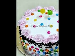 Siapkan loyang kue, bisa berbentuk kotak atau bulat sesuai selera. 11 Ide Cake Ultah Kue Kue Ulang Tahun Menghias Kue