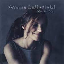 Yvonne Catterfeld – Blau im Blau Lyrics | Genius Lyrics