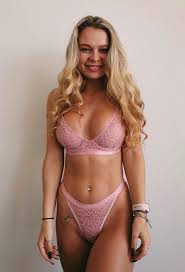 Rachel Anne Rayy - Free nude pics, galleries & more at Babepedia