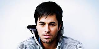 On july 4, 2021, iglesias held his twins in each of his arms as he poked his tongue out and made a silly face at the camera. Beste Zitate Von Enrique Iglesias Victor Mochere