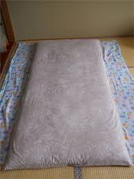 See more ideas about japanese futon, japanese bedroom, futon. How To Lay Out And Fold Up A Japanese Futon