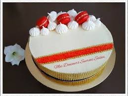 Entremet Fraise Chocolat Blanc Bavarois Youtube Fraise Au Chocolat Gateau Mousse Chocolat Chocolat Blanc