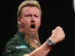 Michael van Gerwen gør det igen: Besejrer Corey Cadby i finalen ved PC2