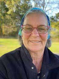 Let's welcome our new members! Share Quilt Retreats with City and State  details. Find Quilt Retreats at www.QuiltRetreats.com Sandee Gee, Beth  Streff Malone, Linda Kauffmann, Darlene Koch Lodahl, Deloris Weller  Burckhard, Roy