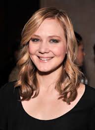 The story of a wannabe internet star, king kelly (louisa krause), who performs online stripteases when not running drugs around the city. Interview Louisa Krause On The Sxsw Hit King Kelly Her New Film You Can T Win And How She Got Neil Labute S Phone Number Daily Actor
