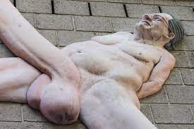 Giant Penis Relief Sculpture – Friede sei mit Dir – andBerlin
