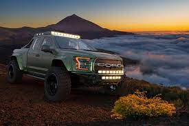 Lifted chevy trucks lifted ford trucks pickup trucks pick up ford f150 custom bicicletas raleigh classic ford trucks walker evans ford f series. Ford Beginnt Bau Einer Neuen Fabrik Fur Elektro Pickup F 150 Elektroauto News Net