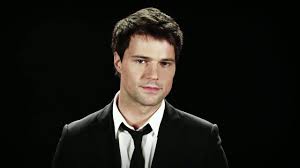 «кино mail.ru» представляет полную фильмографию звезд российского и зарубежного кино. Danila Kozlovskij Snimet Film O Futbole Internet Izdanie Sova