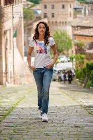 She won the individual gold medal in the senior world championships in 2010 and at. Elisa Di Francisca Indoor The Owl Post