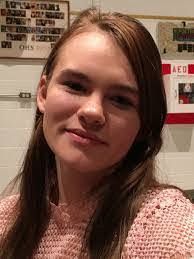 Daisy Kidder's Instagram, Twitter & Facebook