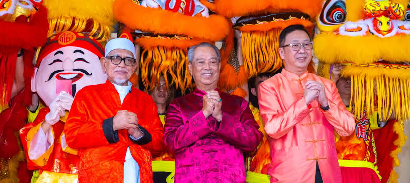 It's not haram when PAS does it, netizens say