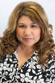 Gail Cruse's Instagram, Twitter & Facebook