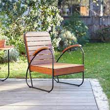 meuble en bois et mobilier en bois massif tikamoon fauteuil jardin fauteuil exterieur chaise de jardin