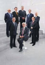 With the assistance of tan sri abdul aziz and haji wan yusoff, dato'sri pushed hard for an association to be created as a spokesman for the rebuilders in regard to government policies. Corporate Information Pdf Free Download