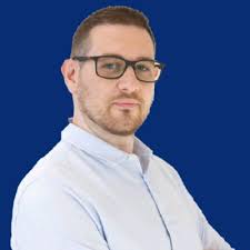 selectra #seo #google #discover #umiltà