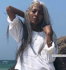 Essence Mag Honors The Beauty Of Natural Gray Hair In Feb 19 Issue Natural Gray Hair Beautiful Gray Hair Natural Hair Styles
