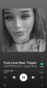 Robin Elaine (@robin.elaine16)