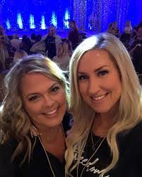 Candice Peck's Instagram, Twitter & Facebook