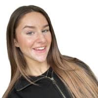 Georgia Innes's Instagram, Twitter & Facebook